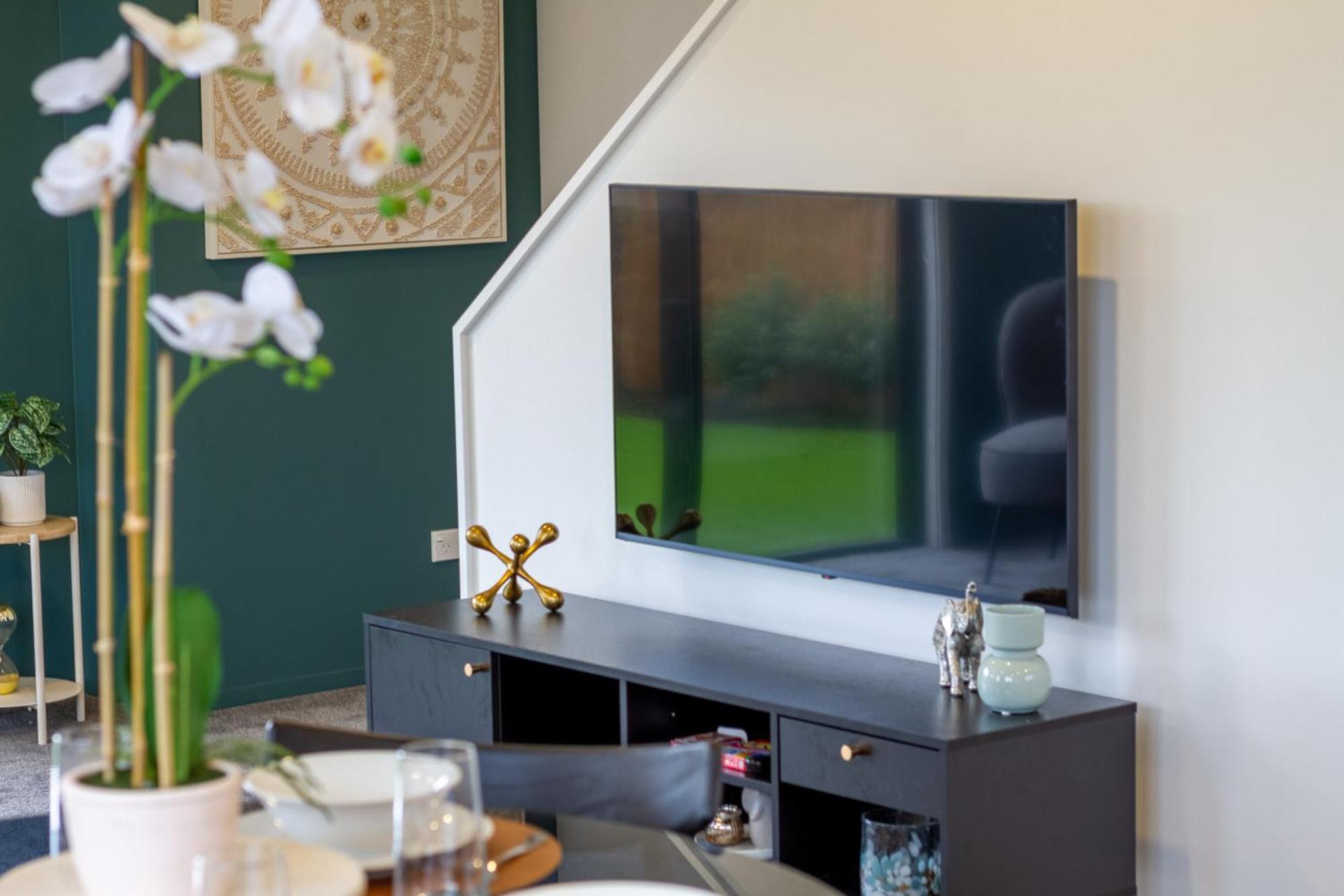 Serene Living 2 Bed With Carpark 基督城 外观 照片