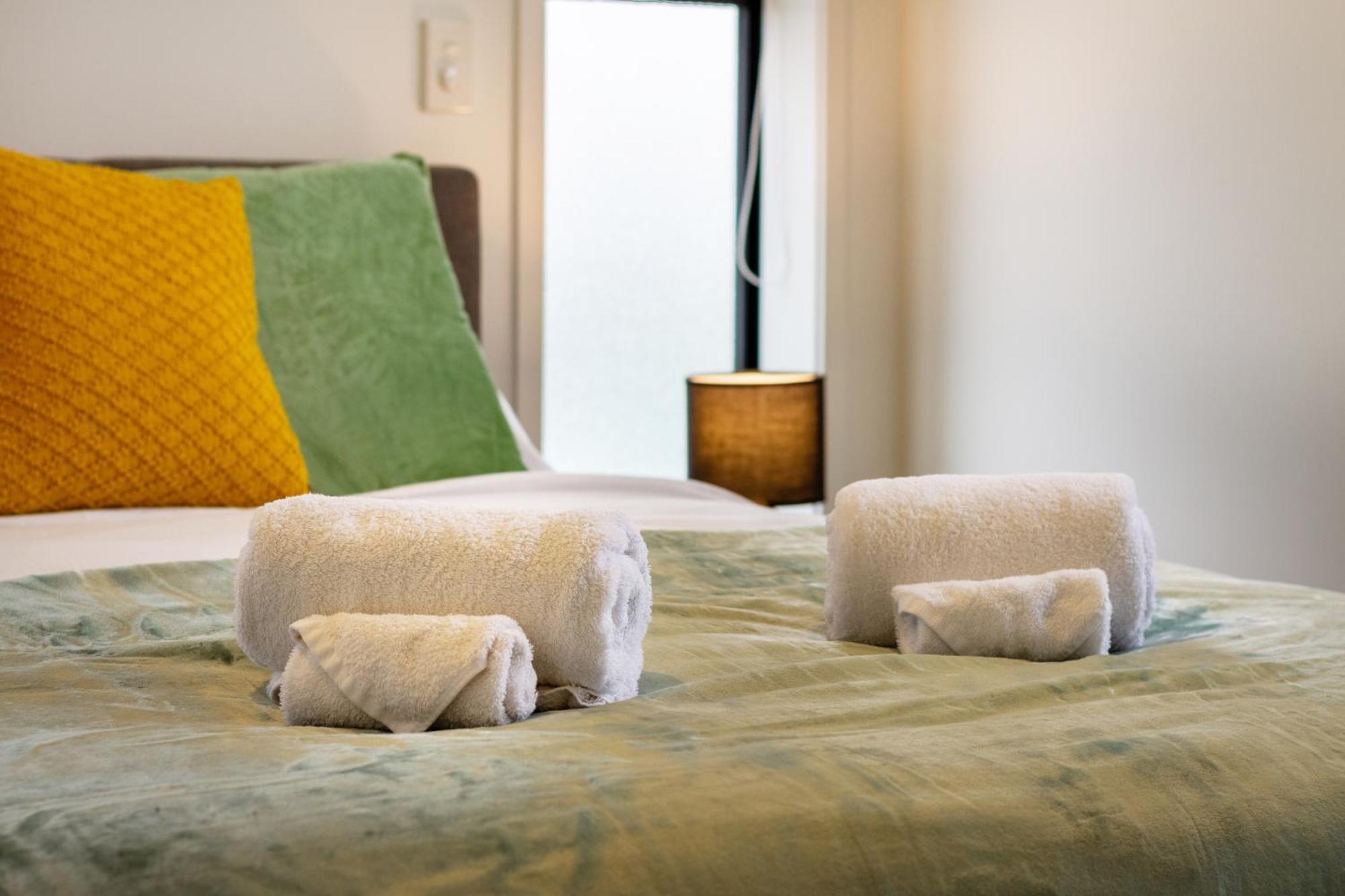 Serene Living 2 Bed With Carpark 基督城 外观 照片