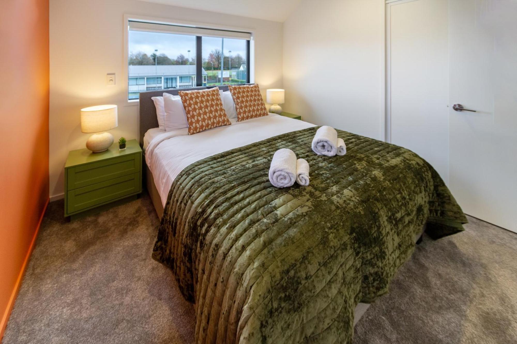 Serene Living 2 Bed With Carpark 基督城 外观 照片